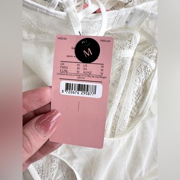 NWT hunkemöller Isabelle Bodysuit size Medium - Picture 14 of 16